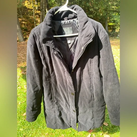 Women's Black Winter Jacket - Picture 1 of 8